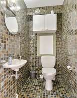 Flat in Blankenberge With Ocean Views
