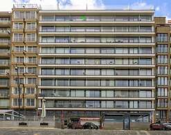 Flat in Blankenberge With Ocean Views