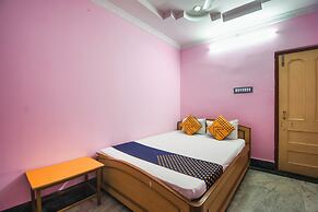 Hotel Rajmahal