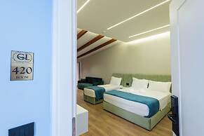 Golemi Lux Hotel