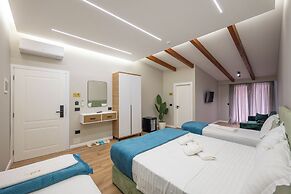 Golemi Lux Hotel