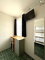 CHILL OUT HOSTEL BORACAY