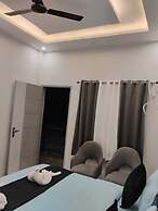 Aastha Guest House