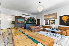 Adjacent to Aphrodite Premium Apartments I
