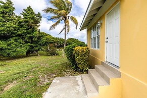Tropical Bottle Creek Apts & Parking