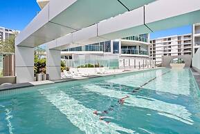 Luxury Beachfront Stay in Kirra