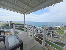 Scarlet White Resort
