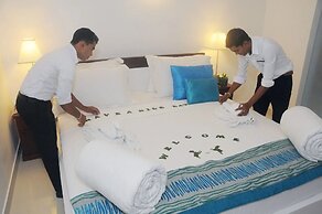 Scarlet White Resort
