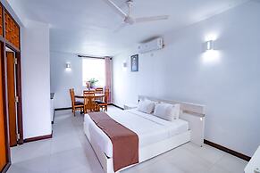 Scarlet White Resort