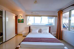 Scarlet White Resort