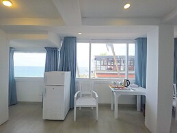 Scarlet White Resort