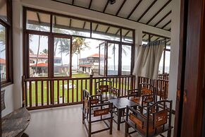 Scarlet White Resort
