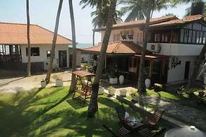 Scarlet White Resort