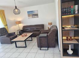Nice Holiday Home With Courtyard