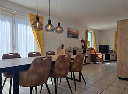Nice Holiday Home With Courtyard