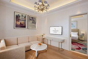 NARADA RESORT SHANGHAI  HOTEL Disney Store
