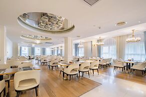 NARADA RESORT SHANGHAI  HOTEL Disney Store