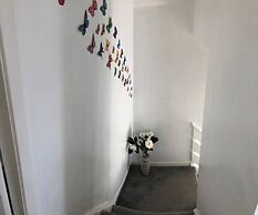 Limegrove Comfortable Three Bedroom House