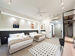 Mossaz by Manhattan Group
