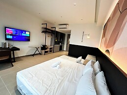 Mossaz by Manhattan Group