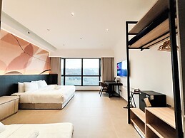 Mossaz by Manhattan Group