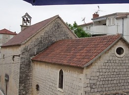 Klaudijas Charming Apartments & Rooms