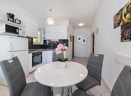 Apartment Tafra 1