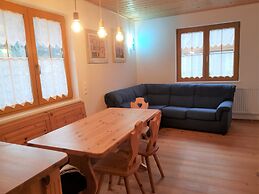Bright Apartment Near Thermal Springs