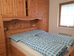 Bright Apartment Near Thermal Springs