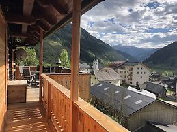 Apartment in Ebene Reichenau With Garden
