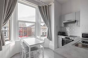 Host Stay Aberdeen Walk Apartment