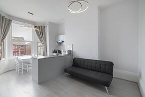 Host Stay Aberdeen Walk Apartment