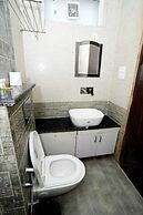 Ima Ganga Hotel