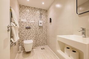 Leicester Square 3rd Floor Studio