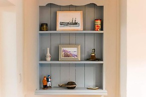 Host Stay Shoemakers Cottage