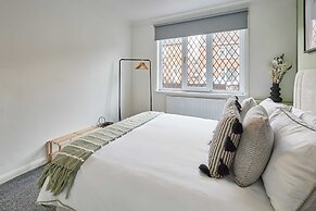 Host Stay Joffre Avenue
