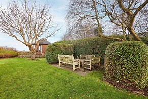 Host Stay Newton Cottage
