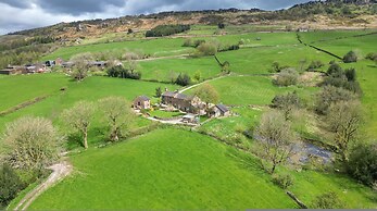 Host Stay Lakeview Cottage - Upper Hulme