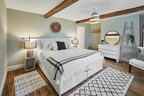 Host Stay Paradise Farm
