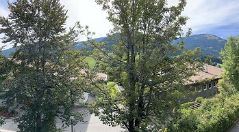 Central Vacation Apartment With View