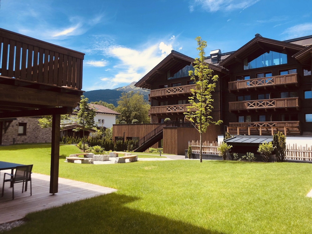 Premium Apartment With 2 Bedrooms