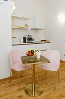 Golden palace luxury guest house