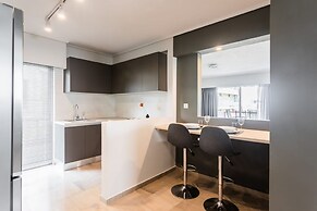 Spacious and Sunlit Seaside Flat