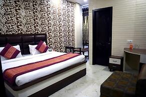 Hotel Holy City