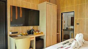 High Tree Resort Co.,Ltd.