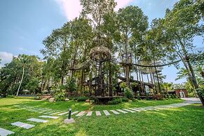 High Tree Resort Co.,Ltd.