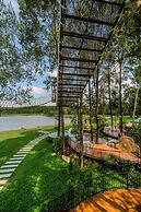 High Tree Resort Co.,Ltd.