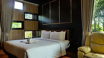 High Tree Resort Co.,Ltd.