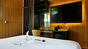 High Tree Resort Co.,Ltd.