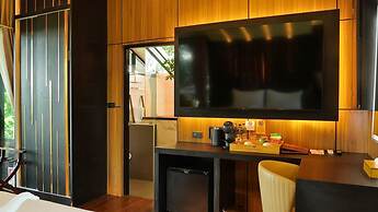 High Tree Resort Co.,Ltd.